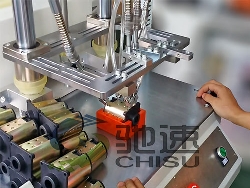 马达自动拧螺丝机